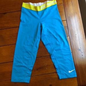 Nike Pro workout capris